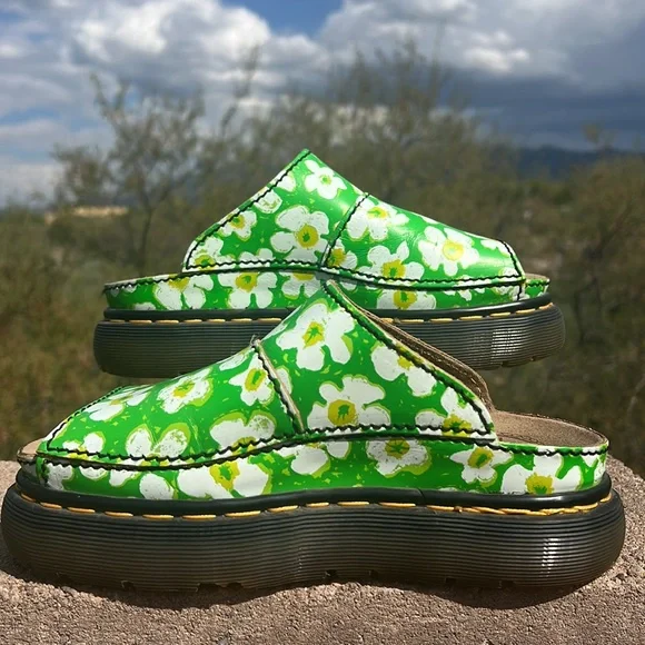 🏴󠁧󠁢󠁥󠁮󠁧󠁿 Vintage MIE Dr. Martens Green Daisy Platform Slides Sandals UK 5
